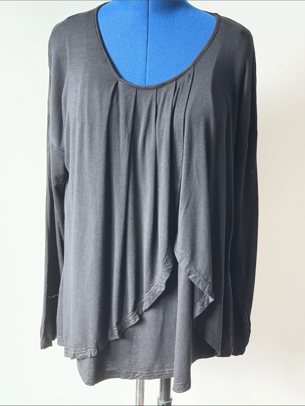 Black Draped Long-Sleeve Maternity/Breastfeeding Women’s Top